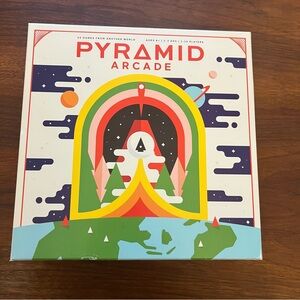 Pyramid Arcade Looney Labs COMPLETE ALL PIECES INCLUDED BARELY USED